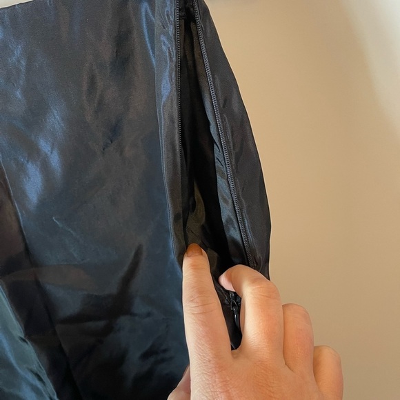 Vera wang two piece skirt and tank - Picture 9 of 9